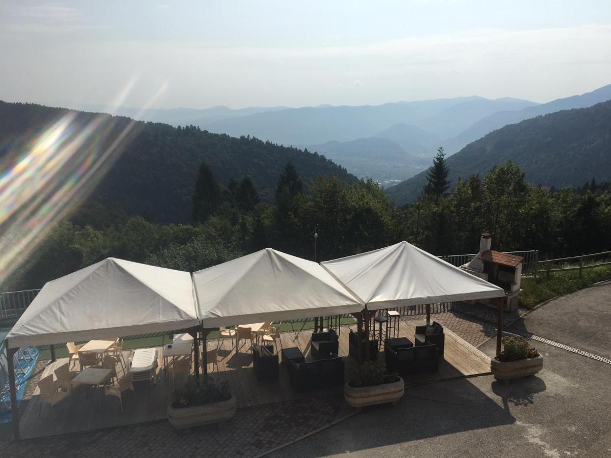 Albergo Croce D'Aune Pedavena Exterior foto